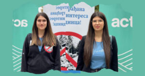 A photo montage of Sara Tusevljak and Suncica Kovacevic next to each other, on a light green background.