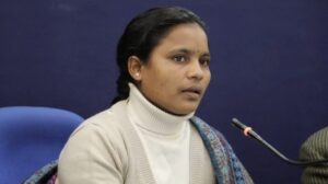 Indian Adivasi woman human rights defender Suneeta Pottam speaking at a press conference in 2018.